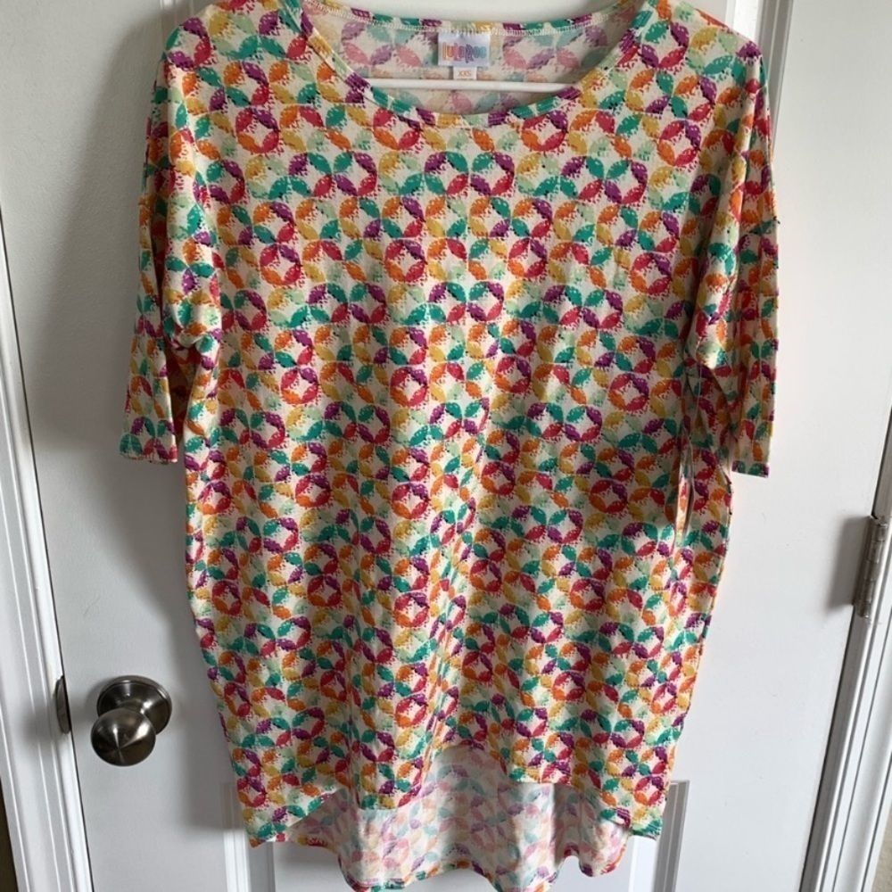 NWT LuLaRoe White Irma Tunic Top with Colorful Design, Size XXS